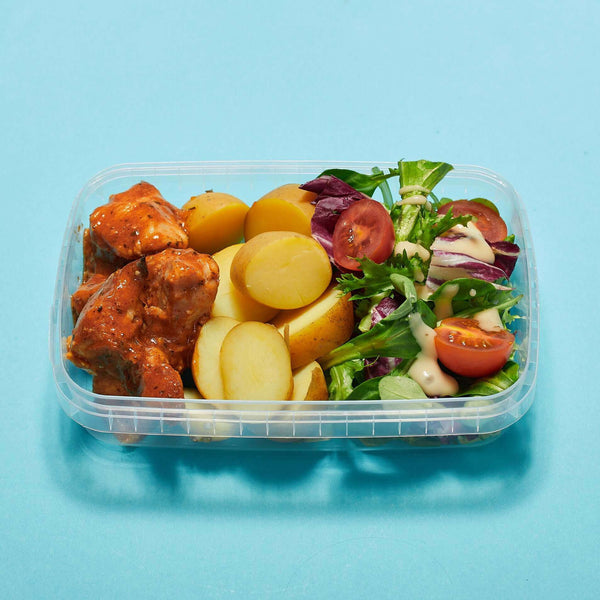 Fresh Chicken Tikka with boiled potatoes, healthy meal prep for weight loss and muscle gain by Macro Based Diet.