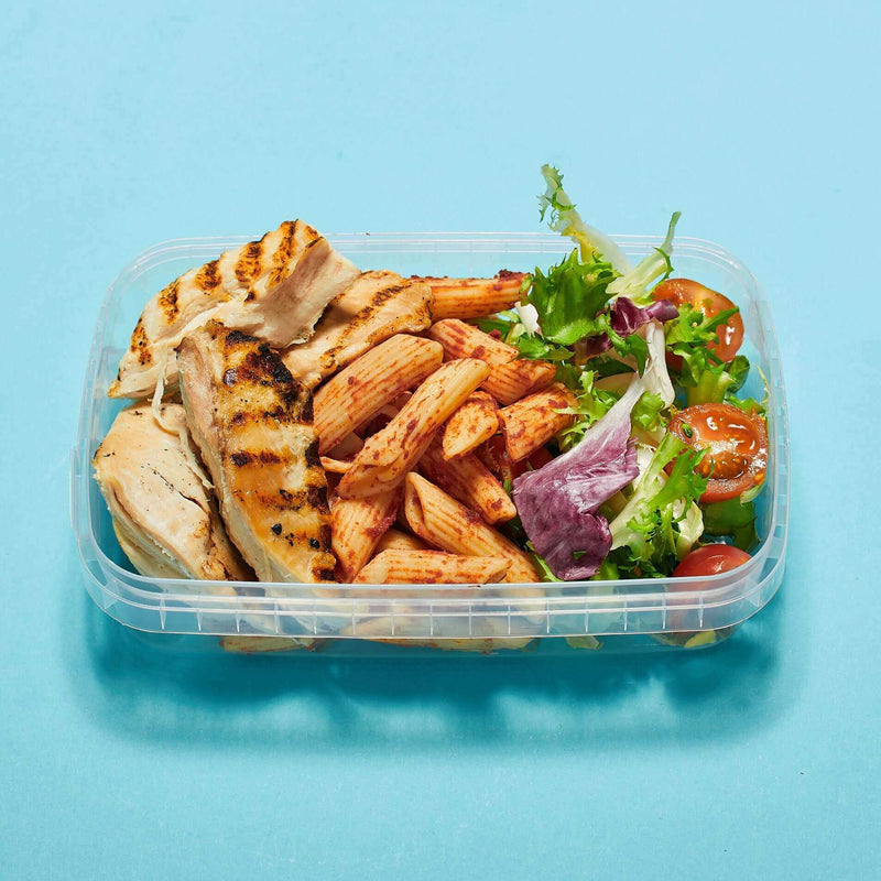 Chargrilled chicken and tomato pasta – Healthy meal prep for weight loss and muscle gain by Macro Based Diet.
